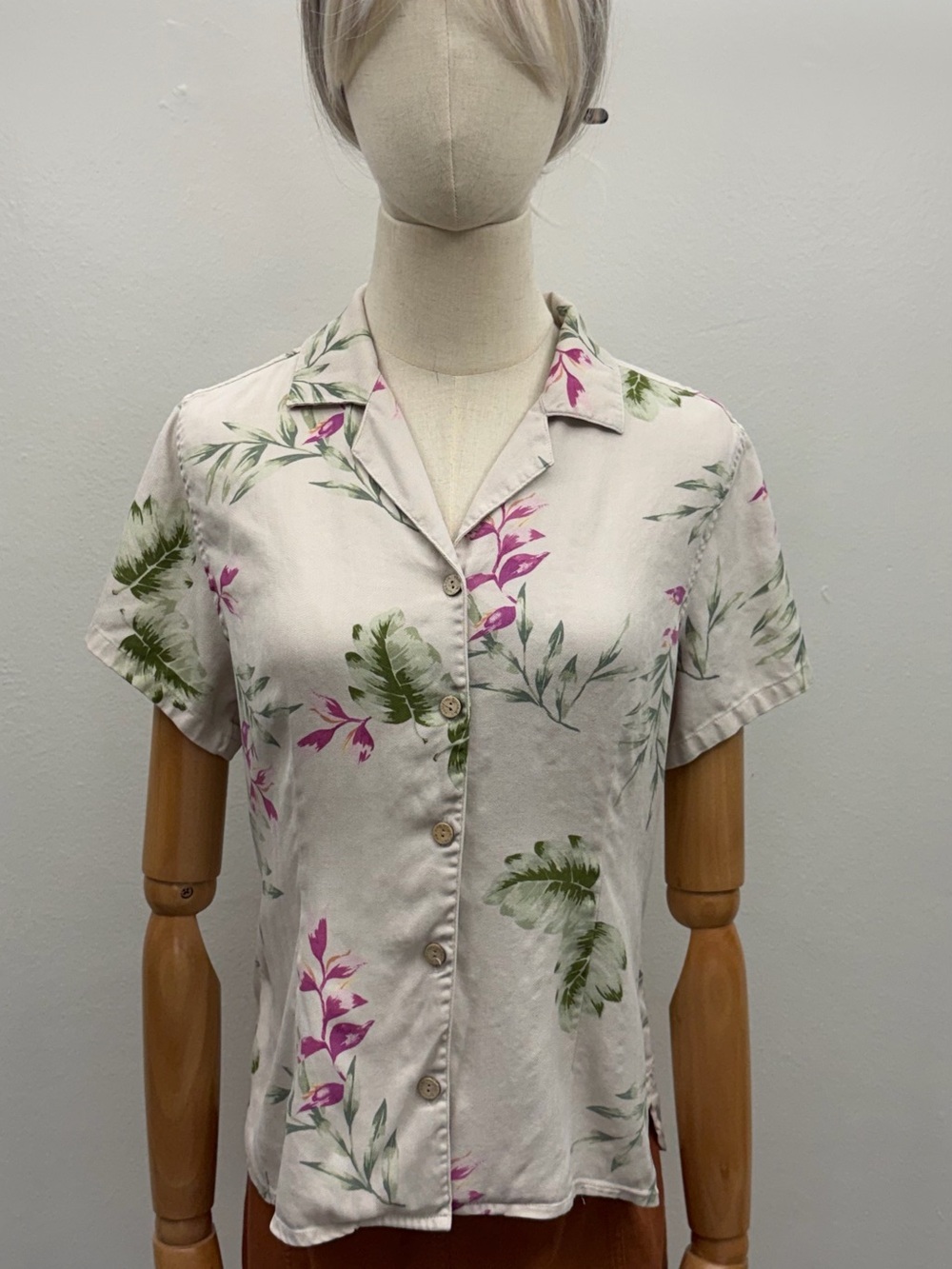 Valerie Stevens Casual Petite Floral Button Front Blouse PM Short Sleeve Silk